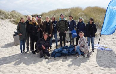 cleanup am strand in sylt mit surfrider foundation