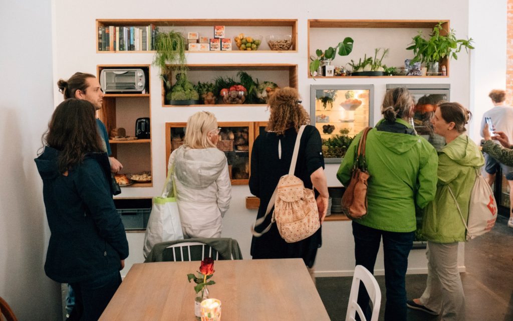 raupe immersatt foodsharing café